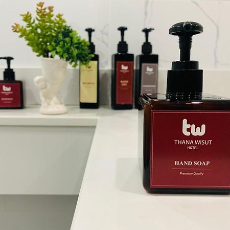 Thana Wisut Hotel Bangkok Eksteriør bilde