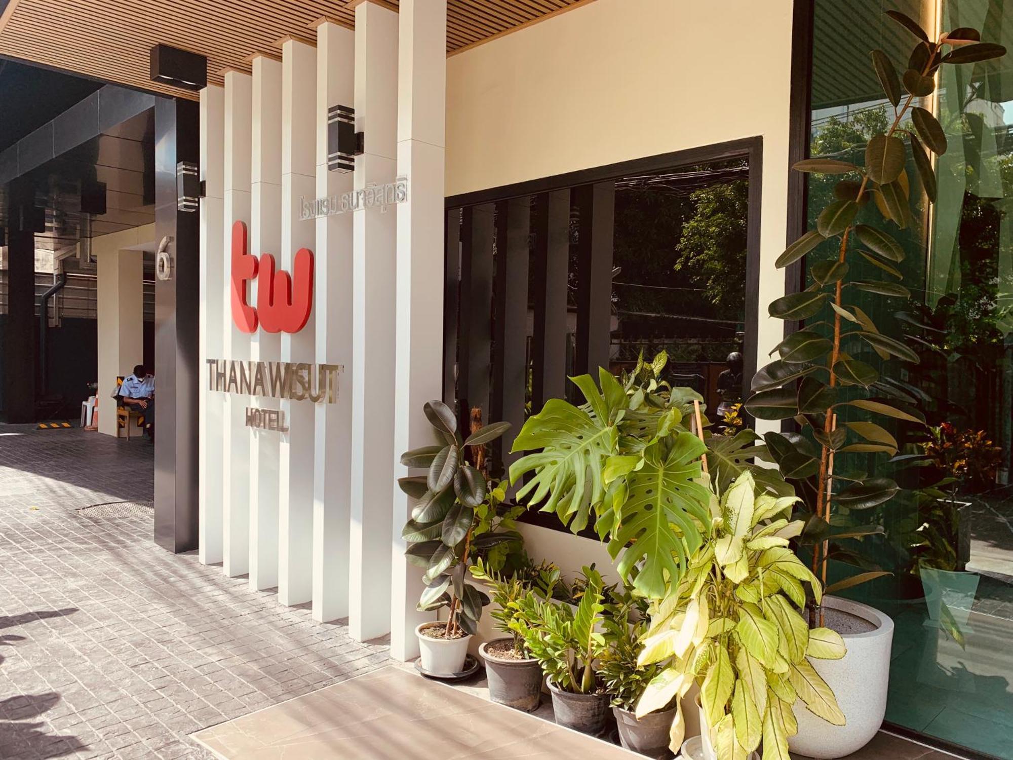 Thana Wisut Hotel Bangkok Eksteriør bilde